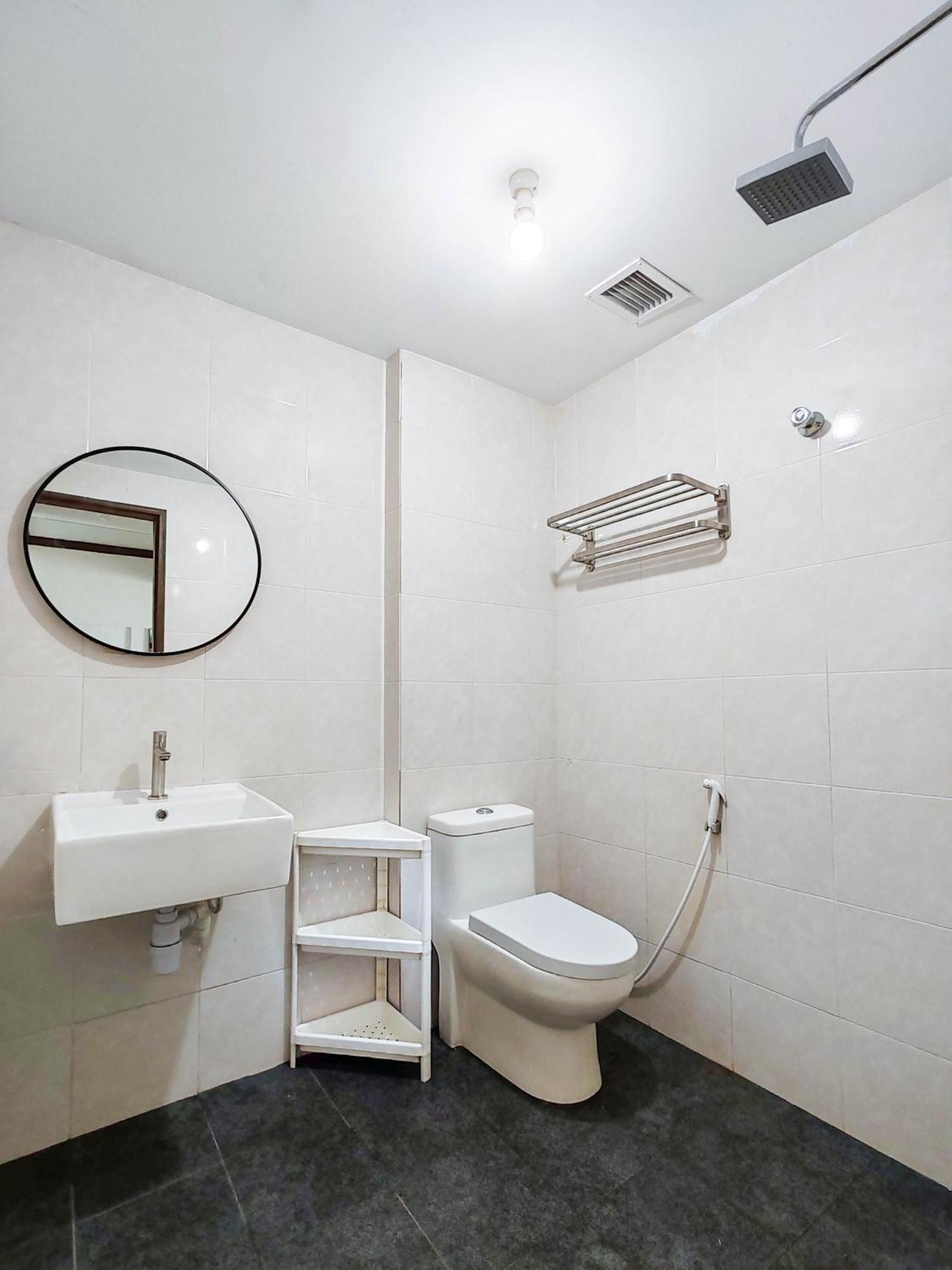 'Newly Refurbished' 'Sunny Seaview' At Regency With 2 Carpark By Shine Stay Порт-Диксон Экстерьер фото